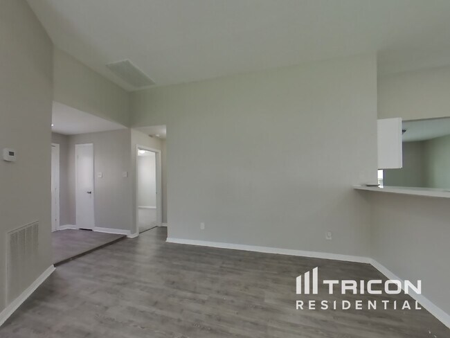Foto del edificio - 18311 Autumn Trails Ln