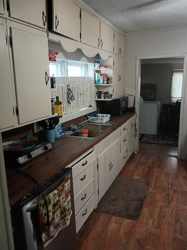 Foto del edificio - 817 E Franklin St