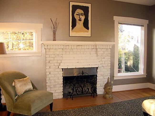 Building Photo - 515 21st Ave E