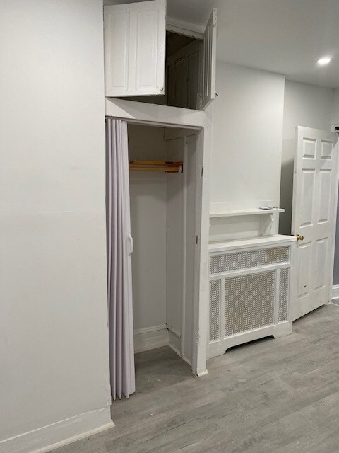 Foto del edificio - 10 N 42nd St