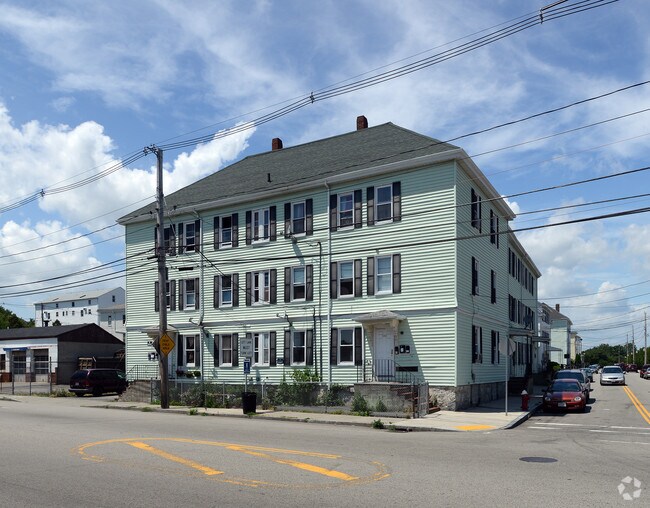 Foto del edificio - 191-193 Coggeshall St