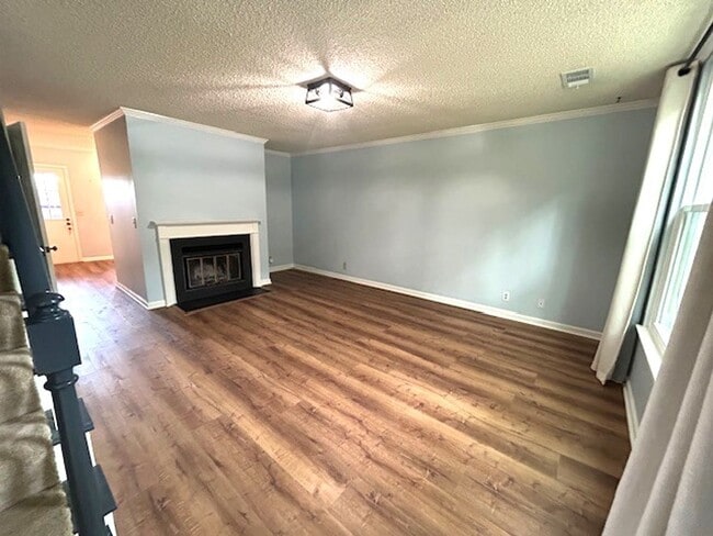 Photo - Townhome - 2 Bedroom 1.5 bath