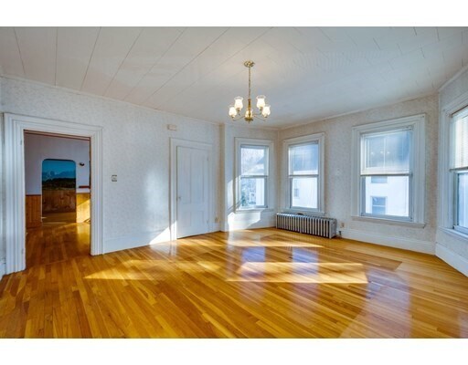 Foto del edificio - 170 Poplar St