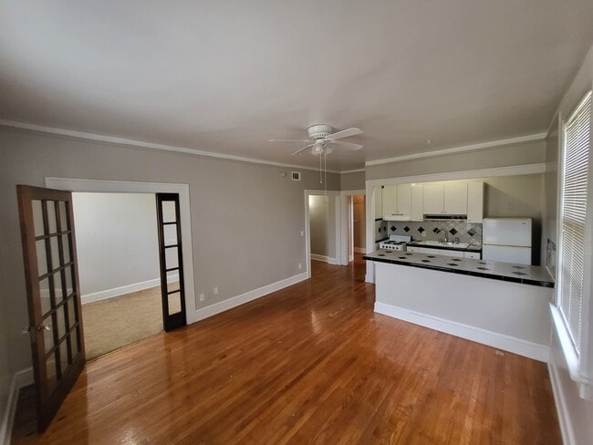 Building Photo - 1308 Willow Branch Ave