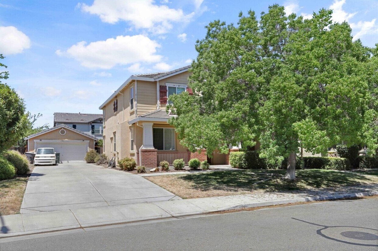 Foto principal - 4693 Morning Brook Ln