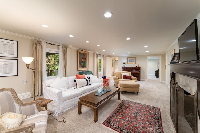 Foto del edificio - 2744 SW Sherwood Dr