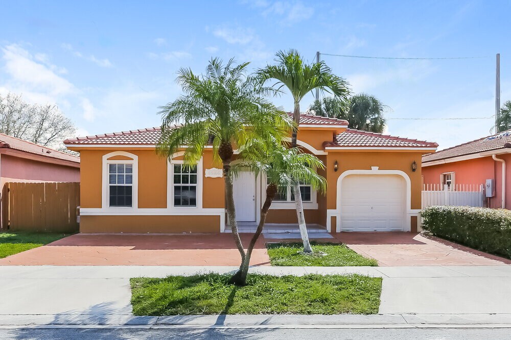 Foto principal - 8986 NW 144th Terrace