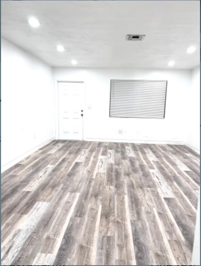 Foto del edificio - 11074 Peachtree Dr