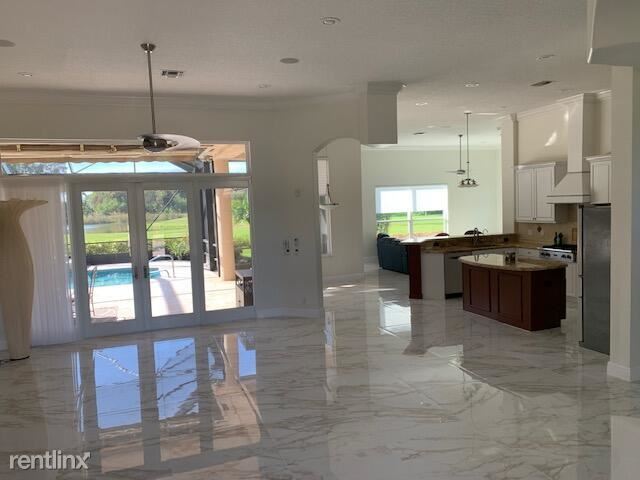 Foto del edificio - 4 br, 3 bath House - 8055 Woodsmuir Dr