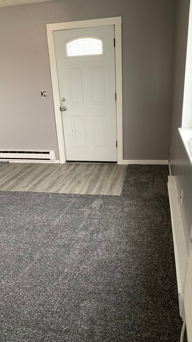 Foto del edificio - 961 E 23rd St