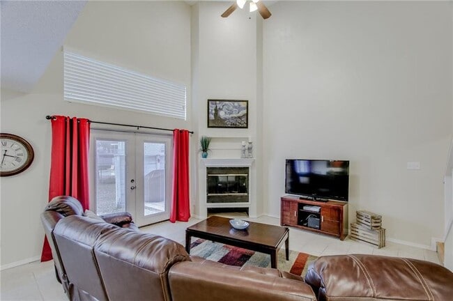 Building Photo - 631 Cimarron Trl