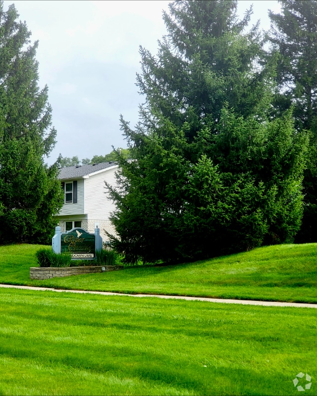 Building Photo - 21771 Hidden Rivers Dr N