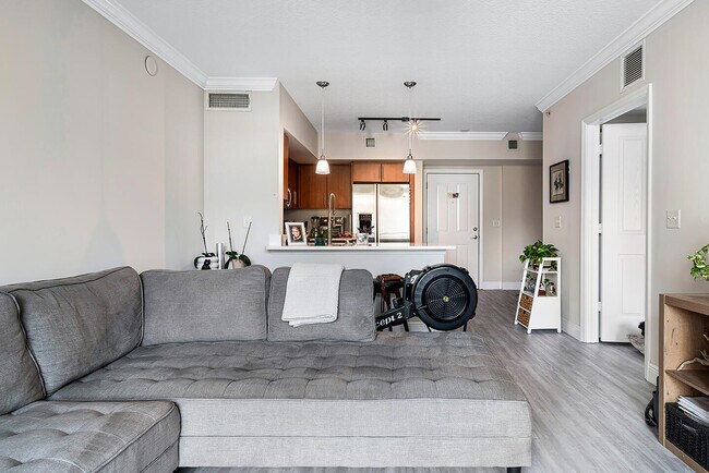 Foto del edificio - 600 S Dixie Hwy