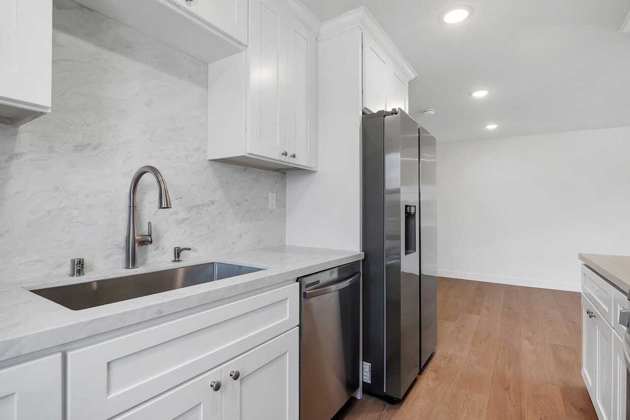 Foto principal - Silver Lantern St. Apts.