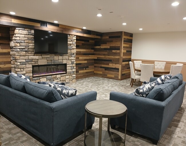 Community Room - The Pinnacle at Swiftwater