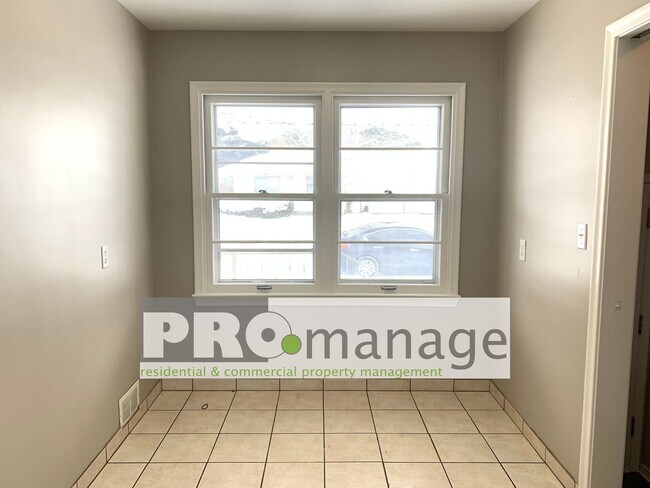 Foto del edificio - 4 Bed, 2 Bath Home w/ 1 Car Garage - Idaho Falls