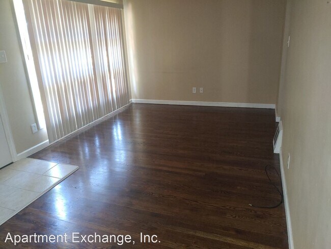 Building Photo - 2 br, 1 bath House - 50 W. St. Anthony