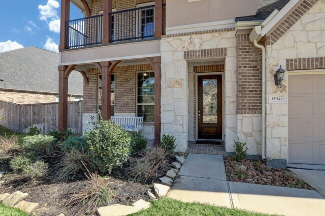 Foto del edificio - 34427 Spring Creek Cir