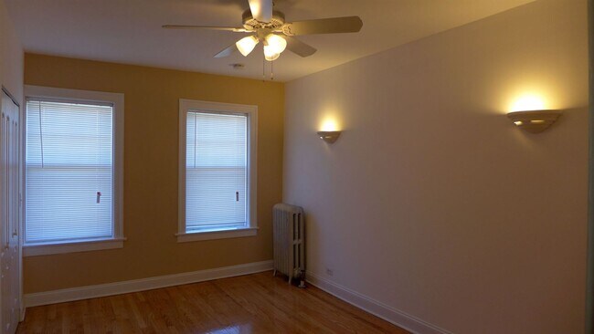 Interior Photo - 2048 N Cleveland Ave