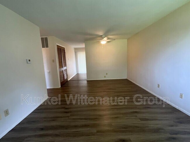 Foto del edificio - 900 8th St