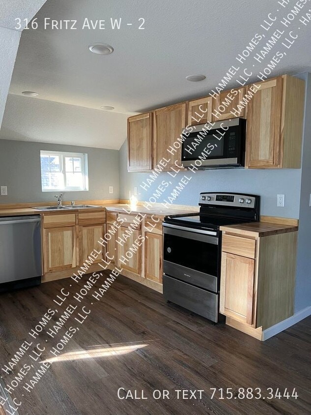 316 Fritz Ave W Unit 2, Ladysmith, WI 54848 Room for Rent in