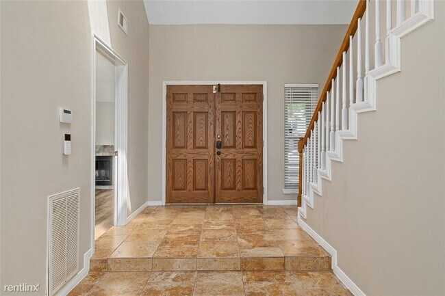 Building Photo - 3 br, 2.5 bath House - 15618 Lago Villa Dr
