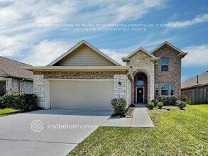 Building Photo - 513 Pecan Landing Ln