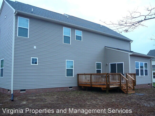Building Photo - 1904 Cameron's Landing Ln