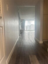 Building Photo - 410 NW 68th Ave