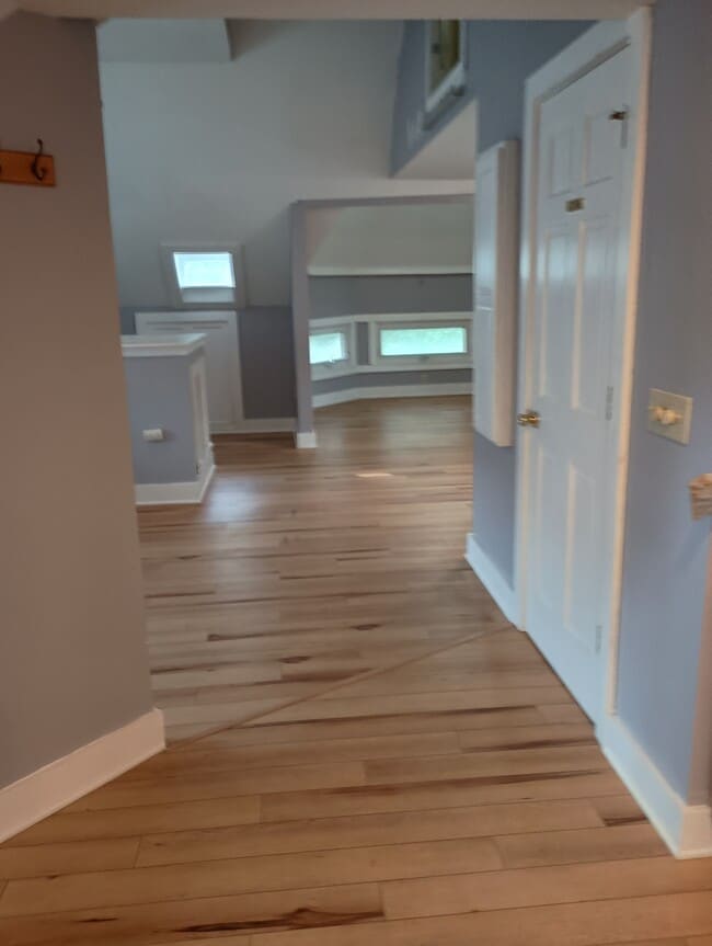 Hall - 27 Sumner Park