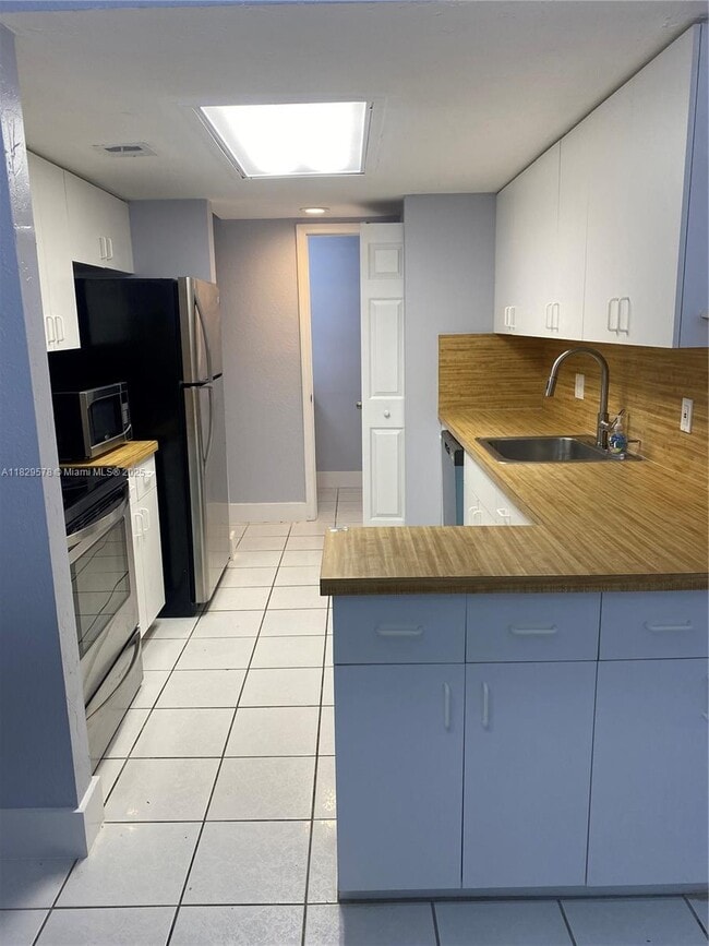 Foto del edificio - 15825 SW 90th Ct