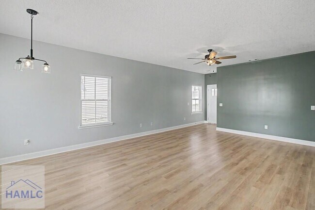 Foto del edificio - 1016 Grayson Ave