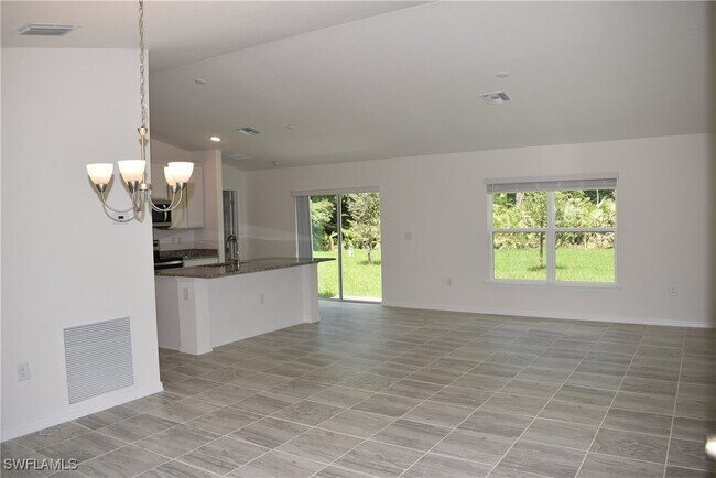 Foto del edificio - 1800 Merced St