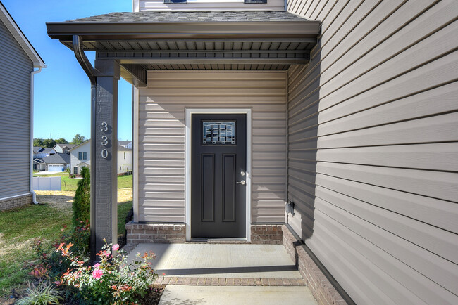 Building Photo - 330 Pauline Ingle Dr