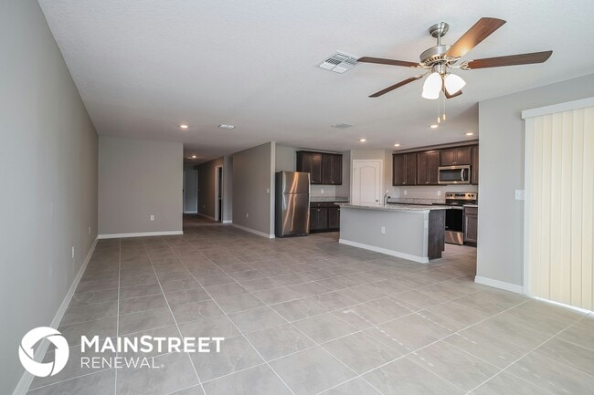 Building Photo - 379 Camellia Ct