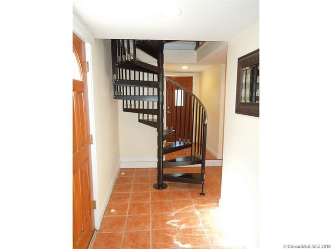 Building Photo - 1190 Quinnipiac Ave