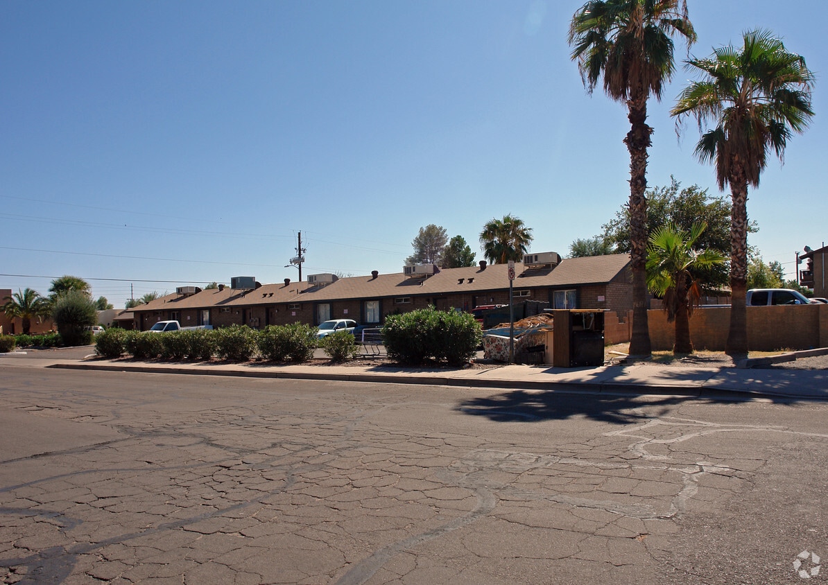 Building Photo - Stoneridge Place Apartments