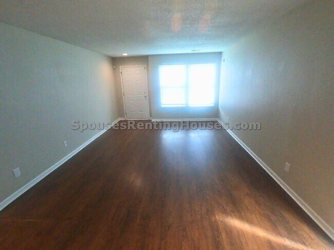 Foto del edificio - 6639 W Stanhope Dr