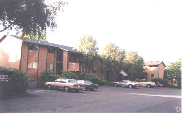 Foto del edificio - Crestview Heights Apartments