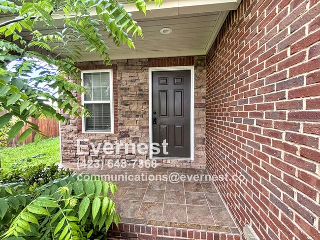 Foto del edificio - 7145 Tyner Rd