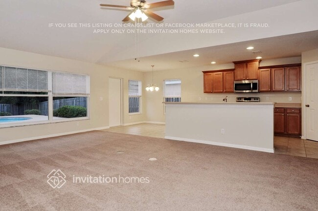 Foto del edificio - 12069 Warwick Cir