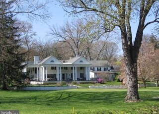 Foto del edificio - 310 Drummers Ln