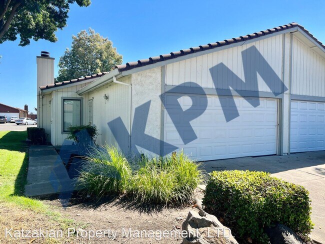Foto del edificio - 2 br, 2 bath House - 6936 Village Green Dr.