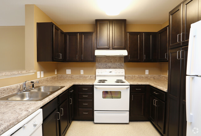 1BR, 1BA- 670 SF- Kitchen - The Grande at Granite Falls-Senior 62+ years