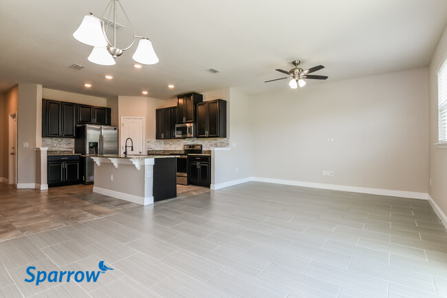 Foto del edificio - 2748 Pleasant Cypress Circle