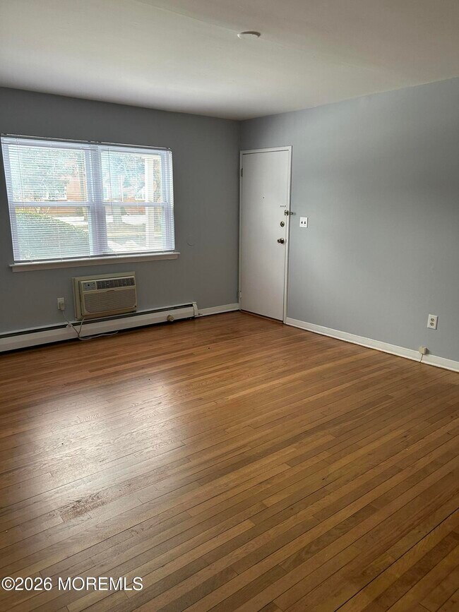 Foto del edificio - 258 Bath Ave