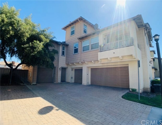 Building Photo - 24676 Ambervalley Ave