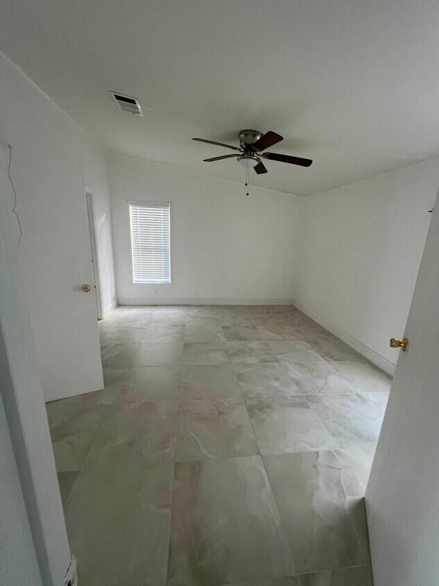 Photo - 2373 SW Wynnewood St (Port Saint Lucie, FL)