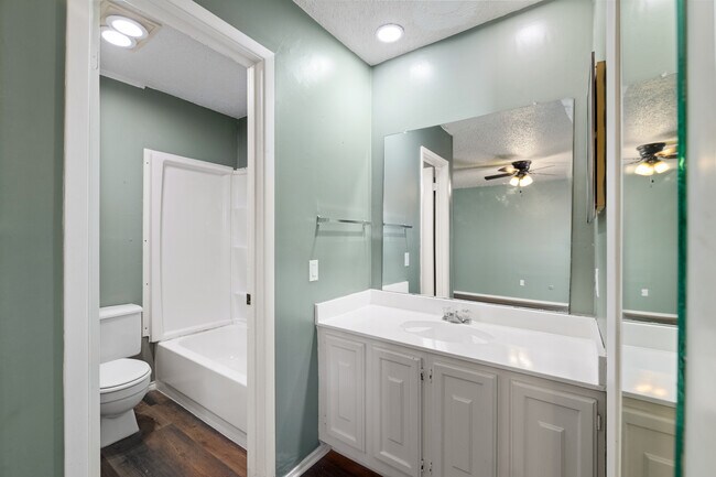 Foto del edificio - 9 E Mountain Creek Ct