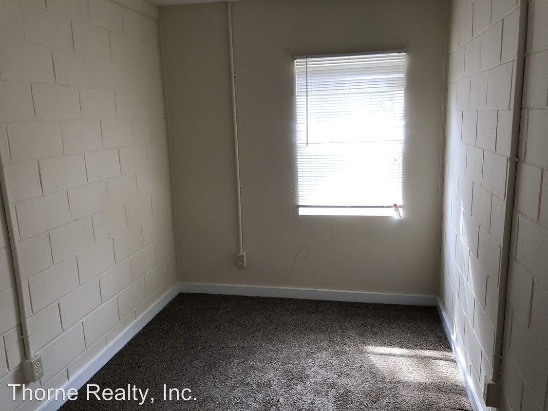 626 E Wilson St, Tarboro, NC 27886 Room for Rent in Tarboro, NC